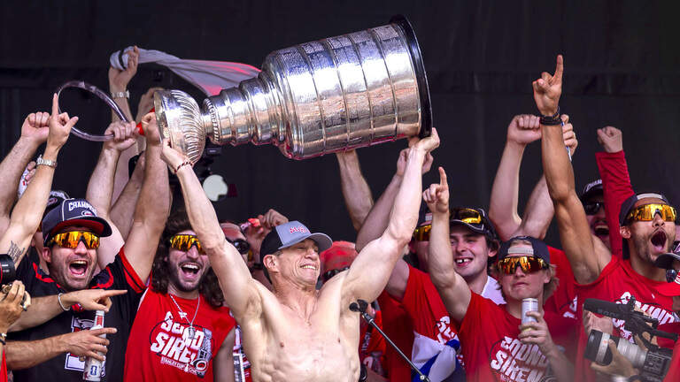 Jubilant crowd packs Raleigh to celebrate Canes’ Stanley Cup, sets attendance record