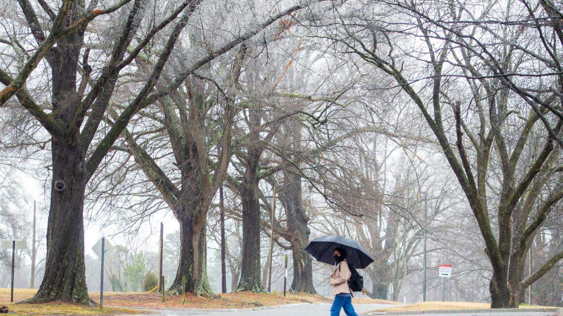 A cold snap with a wintry mix could follow a warm weekend in the Triangle