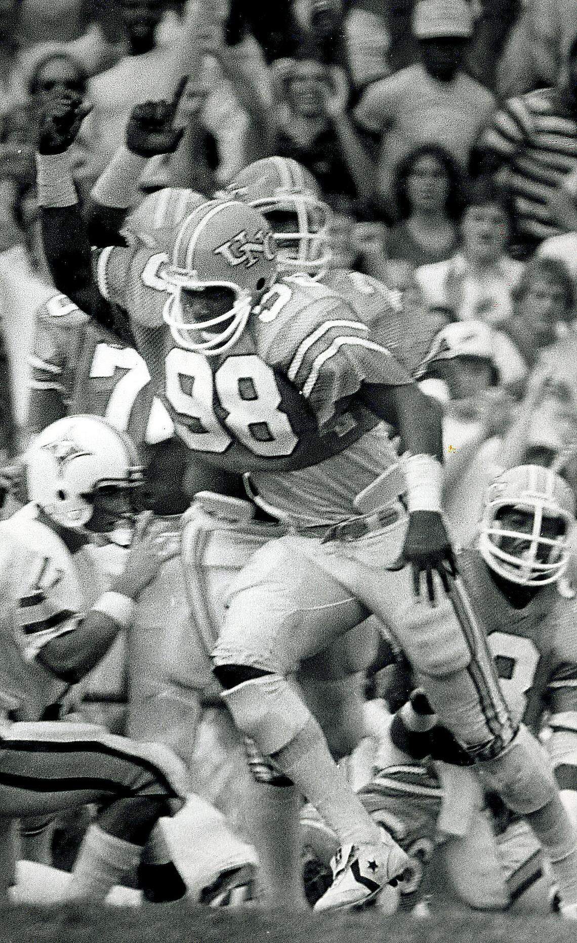 UNC's Lawrence Taylor (98) celebrates a sack against Furman on Sept. 6, 1980 at Kenan Stadium in Chapel Hill.