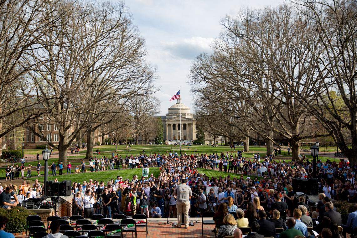 Hundreds of students, faculty and community members gather in front of South Building on UNC-Chapel Hill's campus for the March for Our Lives rally on March 29th.