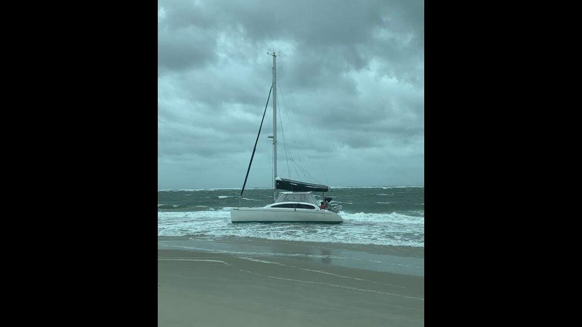 The 30-foot catamaran, named the Katalyst,&nbsp;grounded on the north end of Oregon Inlet Thursday, the National Park Service reports.