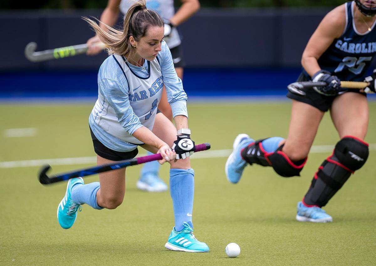 North Carolina field hockey player Erin Matson works out with teammates during practice on Thursday, October 7, 2021 in Chapel Hill, N.C.