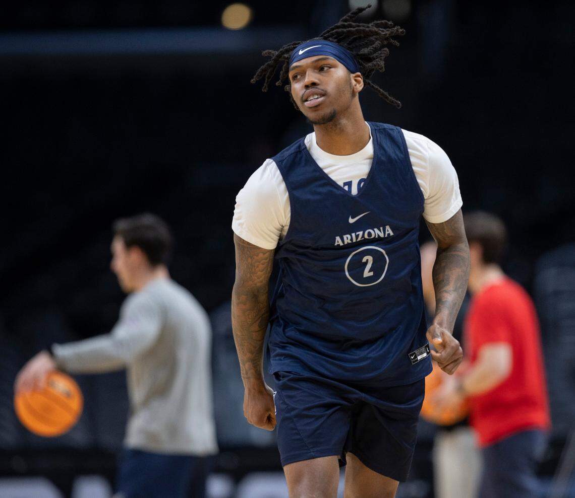 Arizona’s Caleb Love (2) warm up for the Wildcats’ practice on Wednesday, March 27, 2024 at Crypto.com Arena in Los Angeles, CA. Arizona will face Clemson in the NCAA Sweet Sixteen.