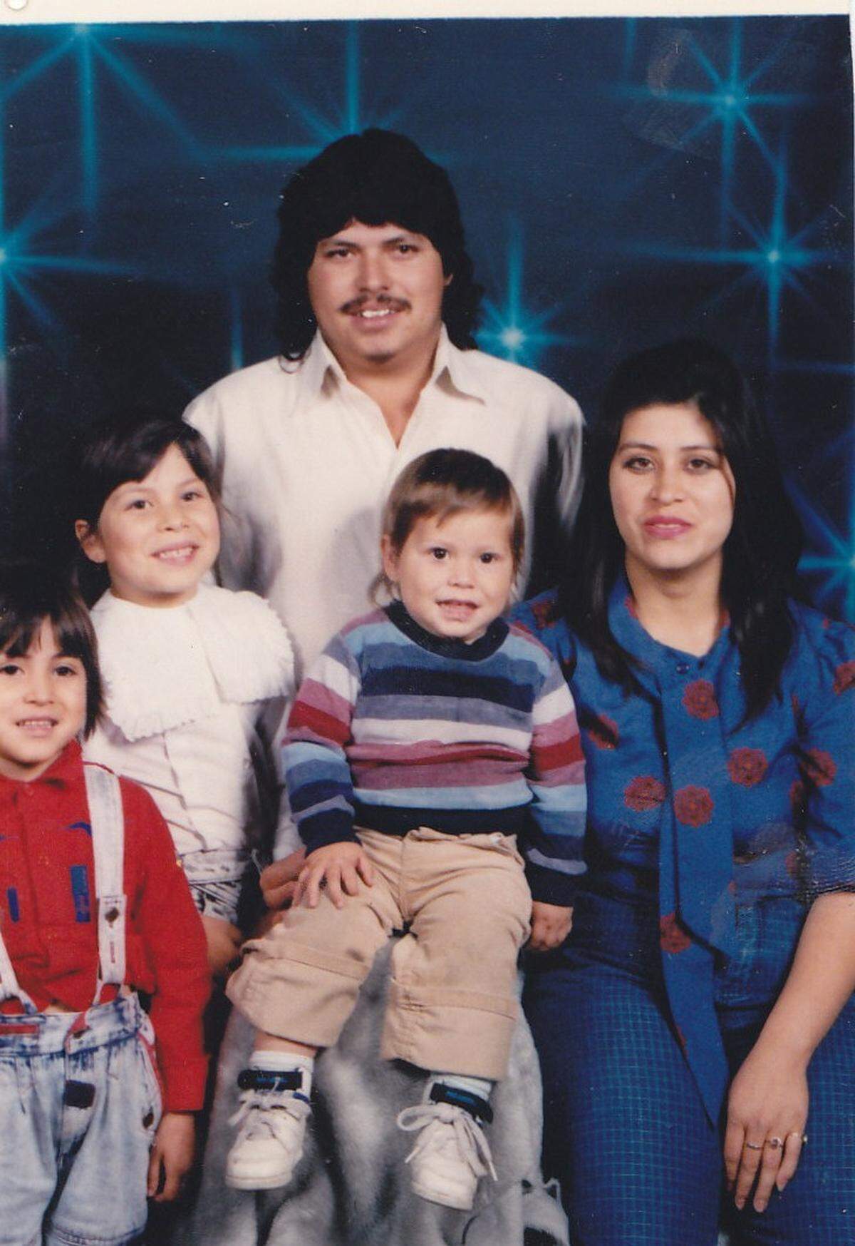 Juni Cuevas' family, L-R: Sisters Melissa and Rosa, father Jose, Juni, and mom Lorena.