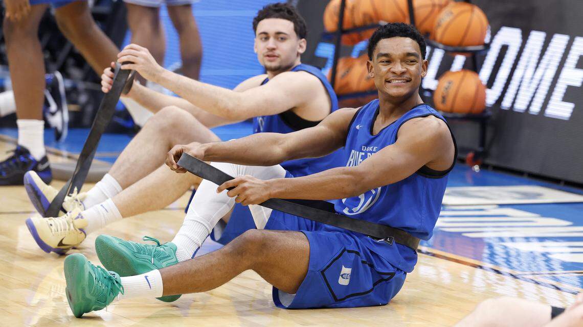 Duke basketball could be whole for St. John’s game. Caleb Foster injury update