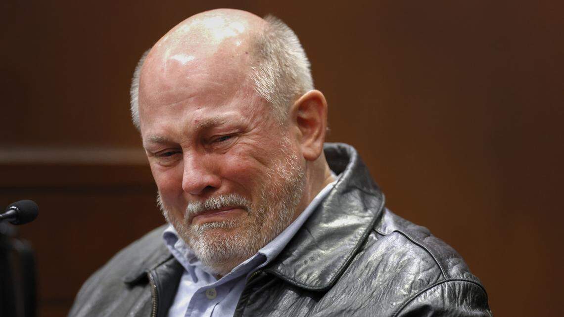Alan Thompson, father of James and Austin Thompson, cries during the sentencing hearing for his son, Austin.