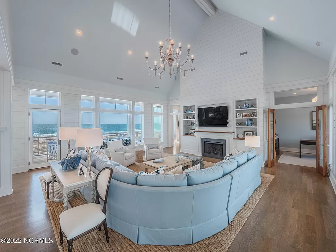 UNC football coach Mack Brown’s home on the Atlantic Ocean already has touches of Carolina blue.