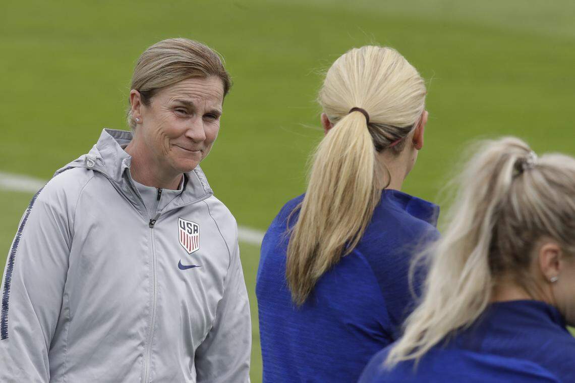 United States coach Jill Ellis arrives for a training session at the Terrain d’Honneur Lucien Choine stadium a day before the Group F soccer match between United States and Chile at the Women’s World Cup in Paris, Saturday, June 15, 2019. (AP Photo/Alessandra Tarantino)