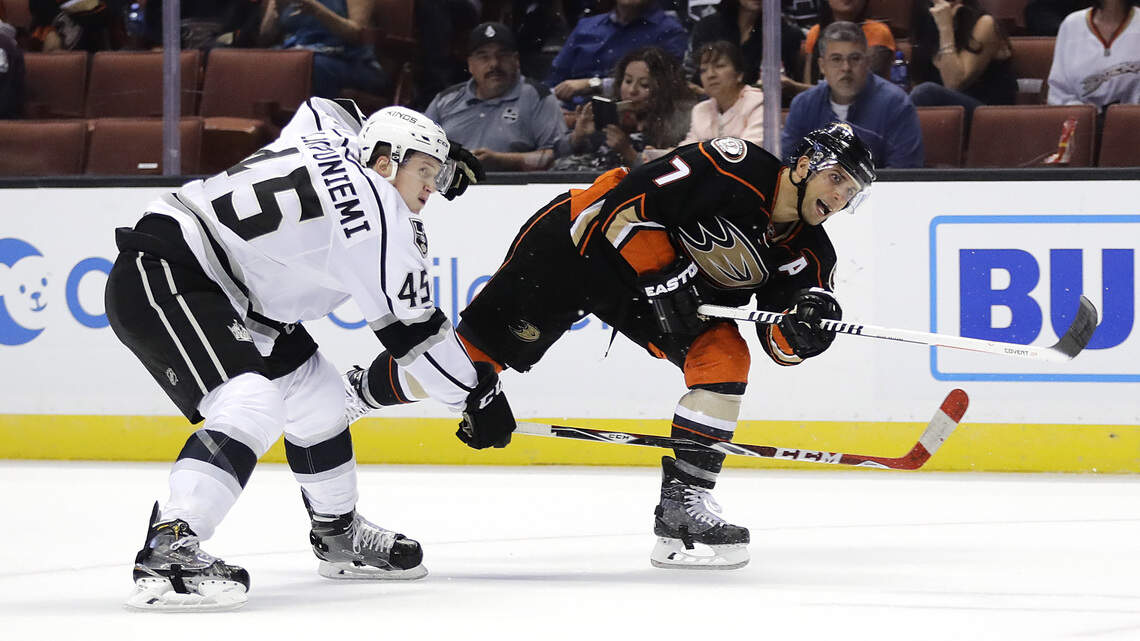Canes sign Lintuniemi, look to add to depth players