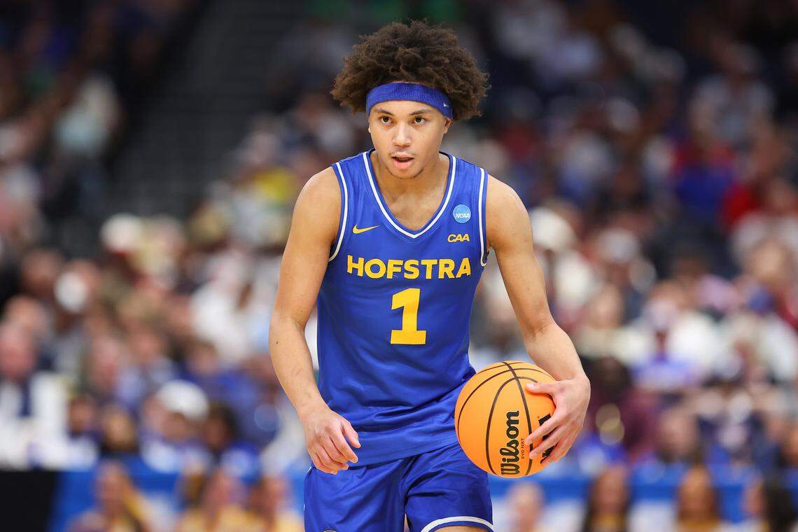 Preston Edmead of the Hofstra Pride dribbles the ball down the court against the Alabama Crimson Tide during the teams’ first-round game in the 2026 NCAA Men’s Basketball Tournament at Benchmark International Arena on March 20, 2026 in Tampa, Florida.