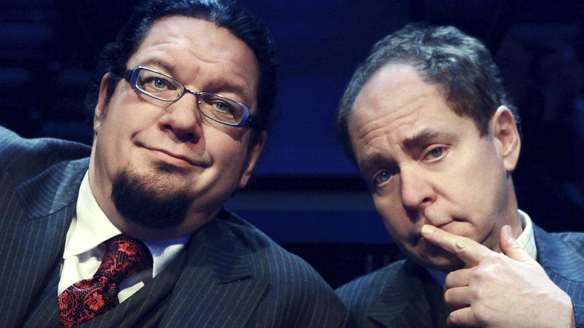 Penn & Teller showcase new magic and teach tricks to viewers at home in The CW special “Penn & Teller: Try This at Home Too.”