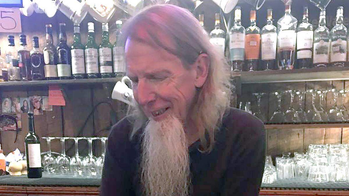 Robert McMillan, best-known as “Bert,” has died at 69 after 21 years tending bar at The Player’s Retreat on Oberlin Road in Raleigh. He is the only employee ever to join the storied bar’s Hall of Fame.