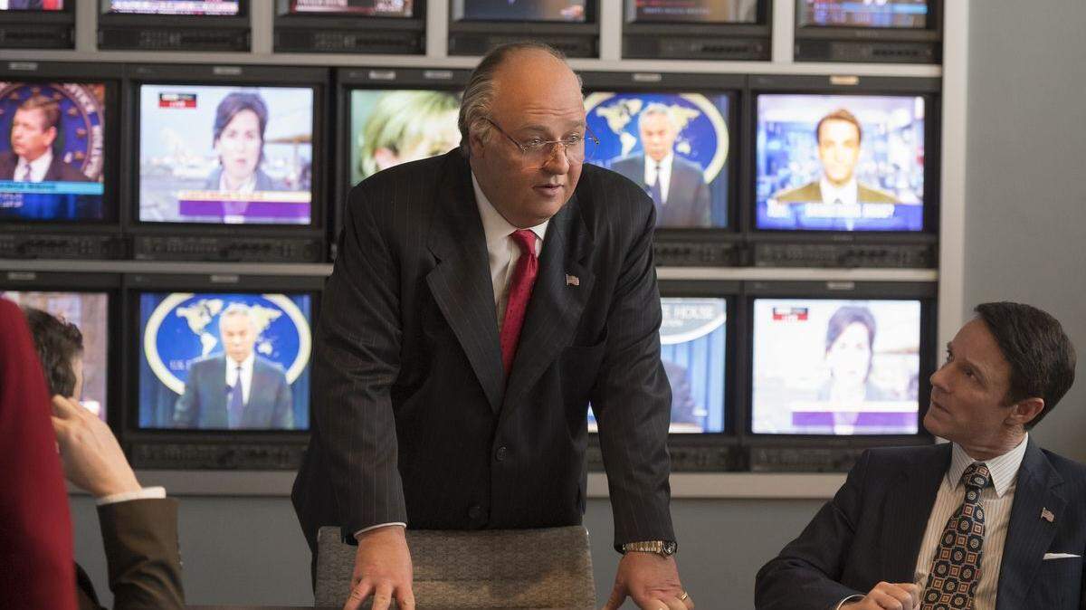 Russell Crowe, left, as Roger Ailes and Mackenzie Astin as John Moody in the Showtimes limited series “The Loudest Voice.”