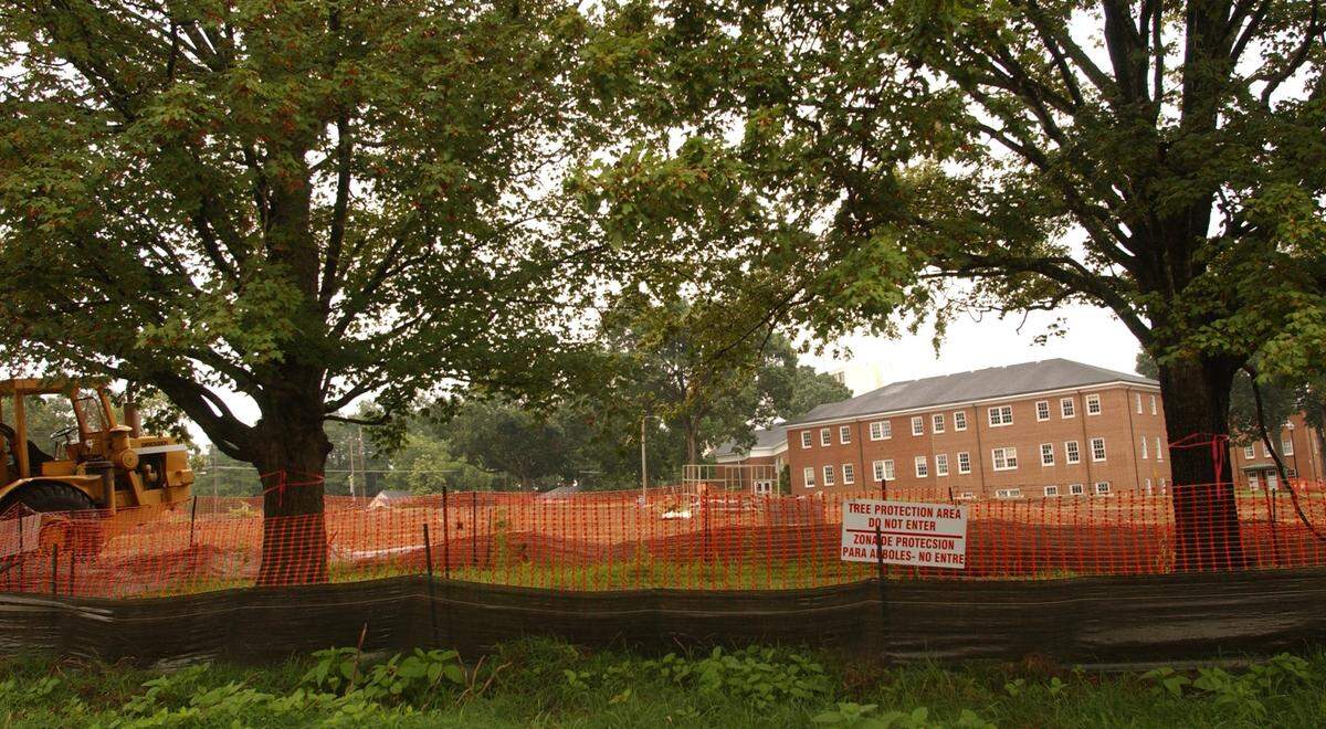Two oak trees at Cranbrook and Manchester roads, near Six Forks Road, photographed in 2003. Here’s what to know about Raleigh’s tree protection during development projects.