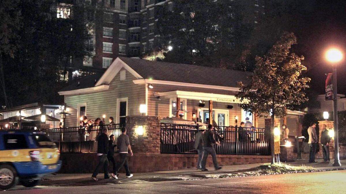 Cornerstone Tavern is closing in Raleigh after 13 years as one of the signature pieces of the Glenwood South nightlife district.