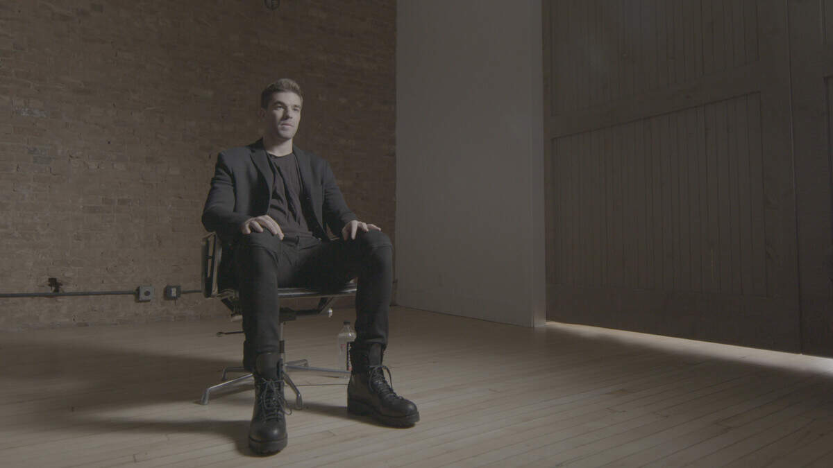 Fyre Festival organizer Billy McFarland interviewed in the Hulu documentary “Frye Fraud,” a true-crime comedy documentary exploring a failed music festival-turned-internet meme at the nexus of social media influence, late-stage capitalism, and morality in the post-truth era.