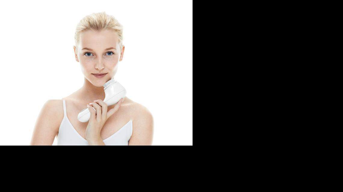 LIFE HEALTH-FASH-SKINCARE 1 PG