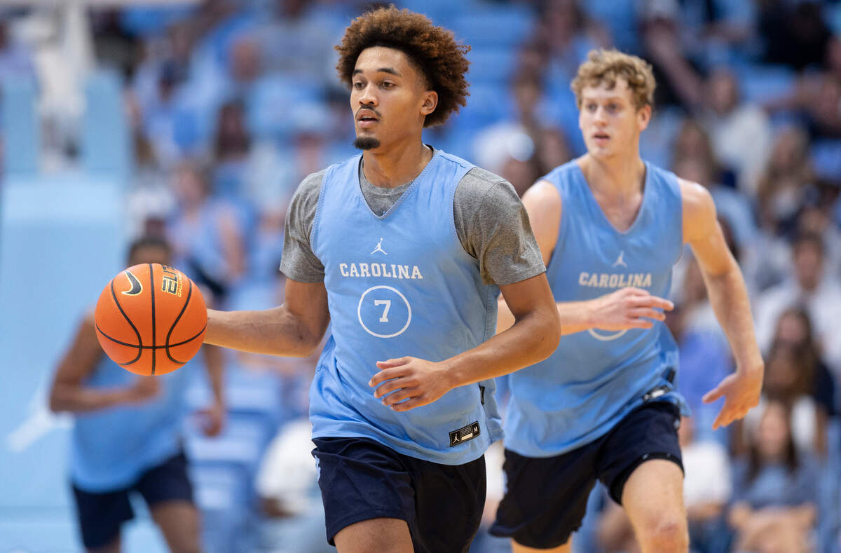 North Carolina’s Seth Trimble (7) brings the ball up court in the second half during the Tar Heels’ Blue vs. White scrimmage on Saturday, October 12, 2024 at the Smith Center in Chapel Hill, N.C.