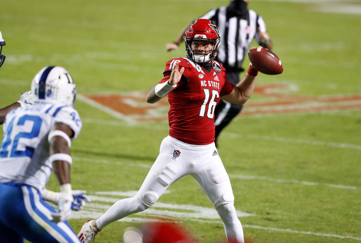 N.C. State quarterback Bailey Hockman (16) prepares to pass during the second half of N.C. State’s 31-20 victory over Duke at Carter-Finley Stadium in Raleigh, N.C., Saturday, Oct. 17, 2020.