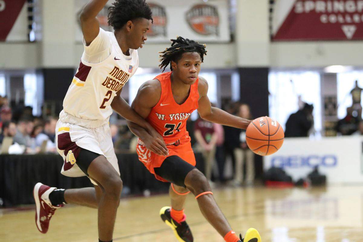 Whitney Young’s DJ Steward #21 in action against Mount Vernon during a high school basketball game at the Hoophall Classic, Sunday, January 19, 2020, in Springfield, MA. (AP Photo/Gregory Payan)