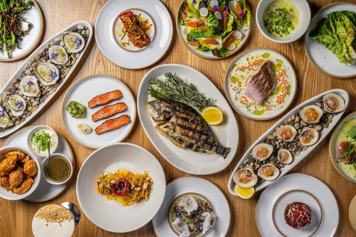 Haand created this collection of ceramics for the restaurant Koast.