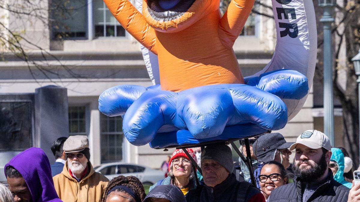Voting rights activists rally on the state Capitol grounds outside as the NC Supreme Court Tuesday, March 14, 2022 as the court revisited the question of whether partisan gerrymandering is forbidden under the state constitution.