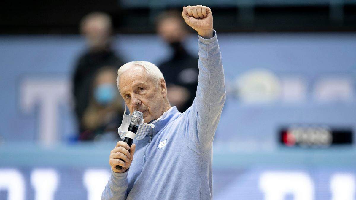 Coach Roy Williams and his wife, Wanda, donate millions for UNC scholarships