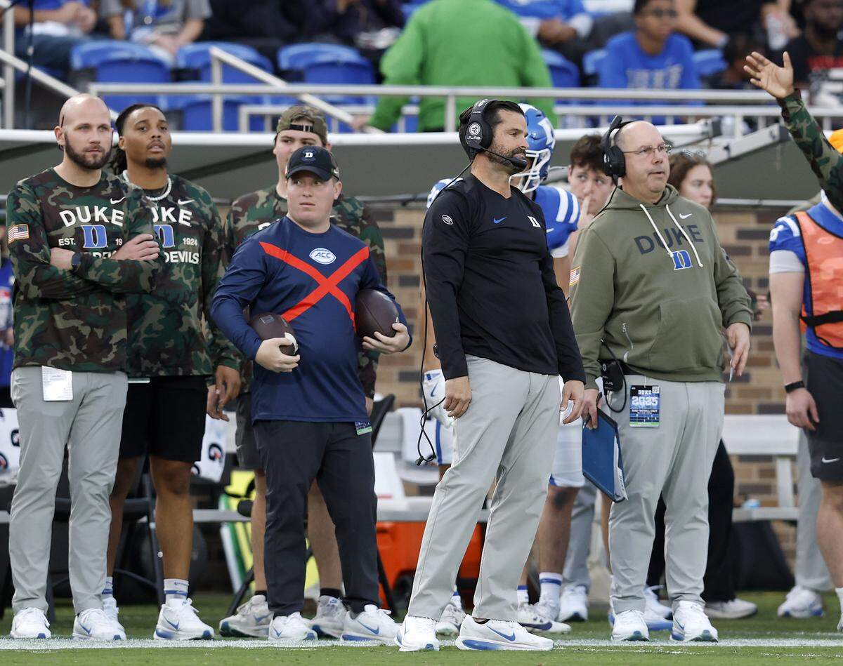 Duke head coach Manny Diaz reacts on the sidelines during the first half of the Blue Devils’ 34-17 loss to Virginia on Saturday, Nov. 15, 2025, at Wallace Wade Stadium in Durham, N.C.