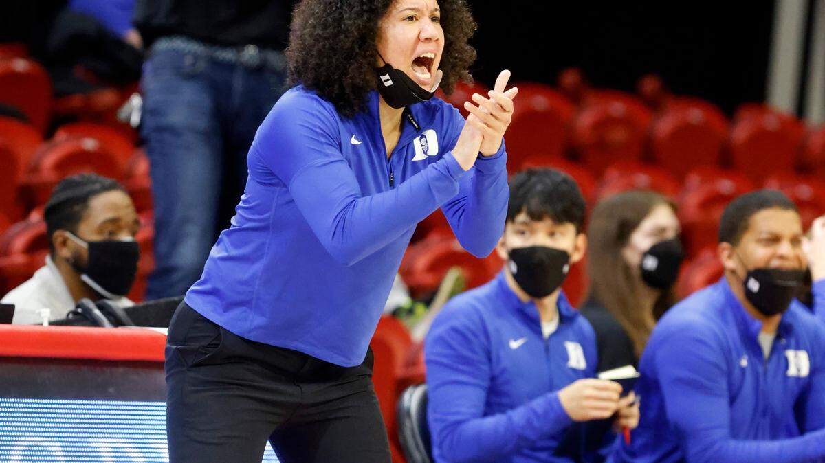 Duke head coach Kara Lawson encourages her team during the second half of N.C. State’s 84-60 victory over Duke at Reynolds Coliseum in Raleigh, N.C., Sunday, January 16, 2022.
