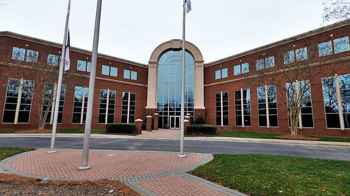 Raleigh-based Highwoods Properties has proposed rezoning the 79,434-square-foot office building at 7001 Weston Pkwy., adjacent to Lake Crabtree. It would like to replace the building with housing.