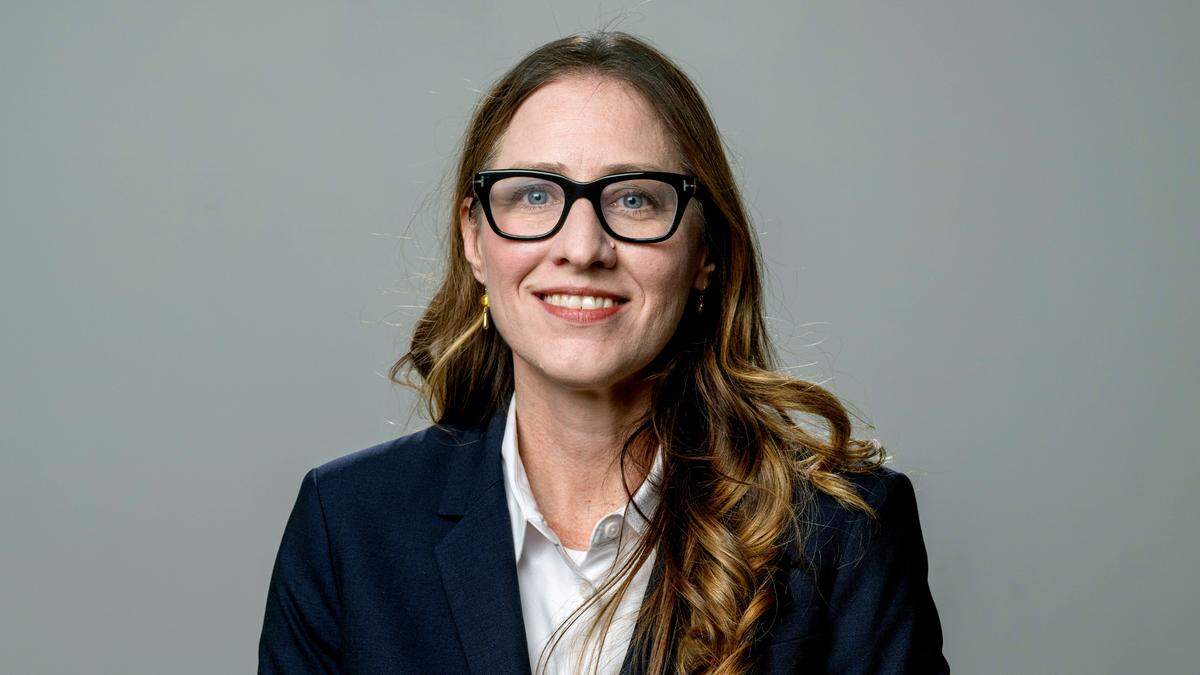 Profile Image of Nicole Stockdale