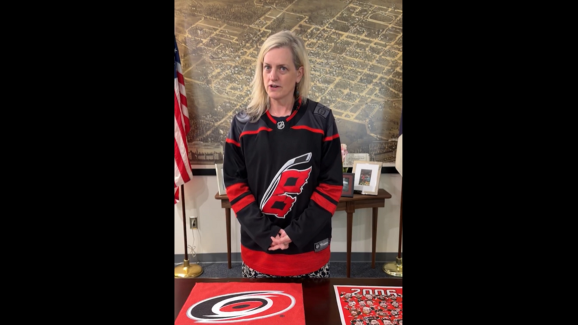 Raleigh mayor bets on Canes win in wager with Las Vegas mayor. What’s at stake?