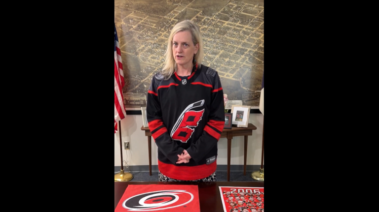 Raleigh mayor bets on ‘Canes win in wager with Las Vegas mayor. What’s at stake?