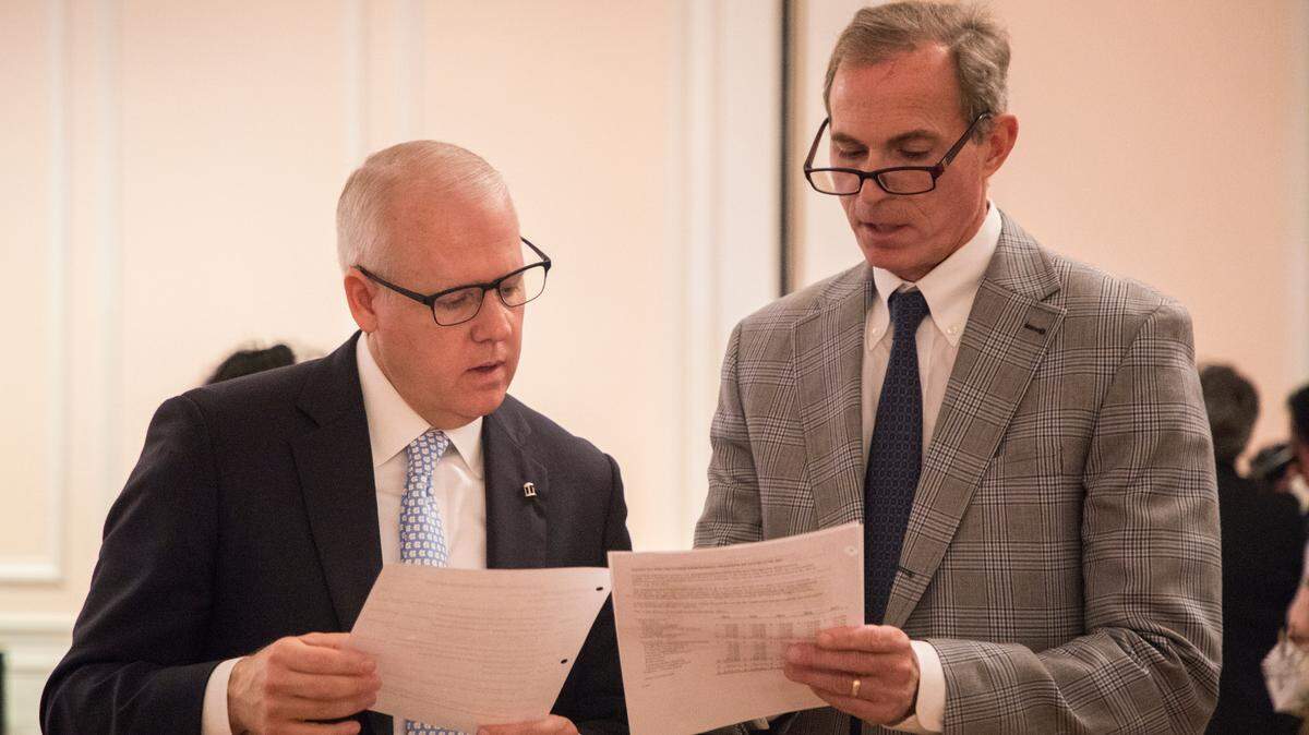 UNC Board of Trustees Vice Chair John Preyer, right, speaks with Clayton Somers, left, at the board’s meeting at The Carolina Inn in Chapel Hill, N.C. on Wednesday, July 14, 2021.