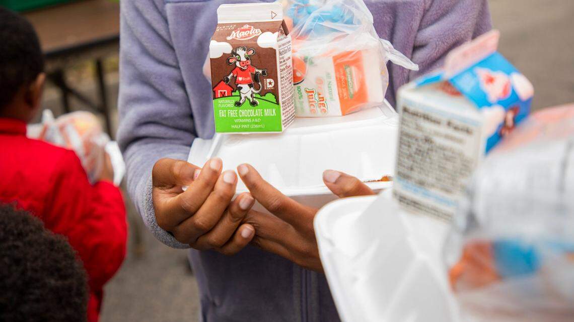 Some Wake parents are upset that COVID rules mean students sit on the floor to eat lunch