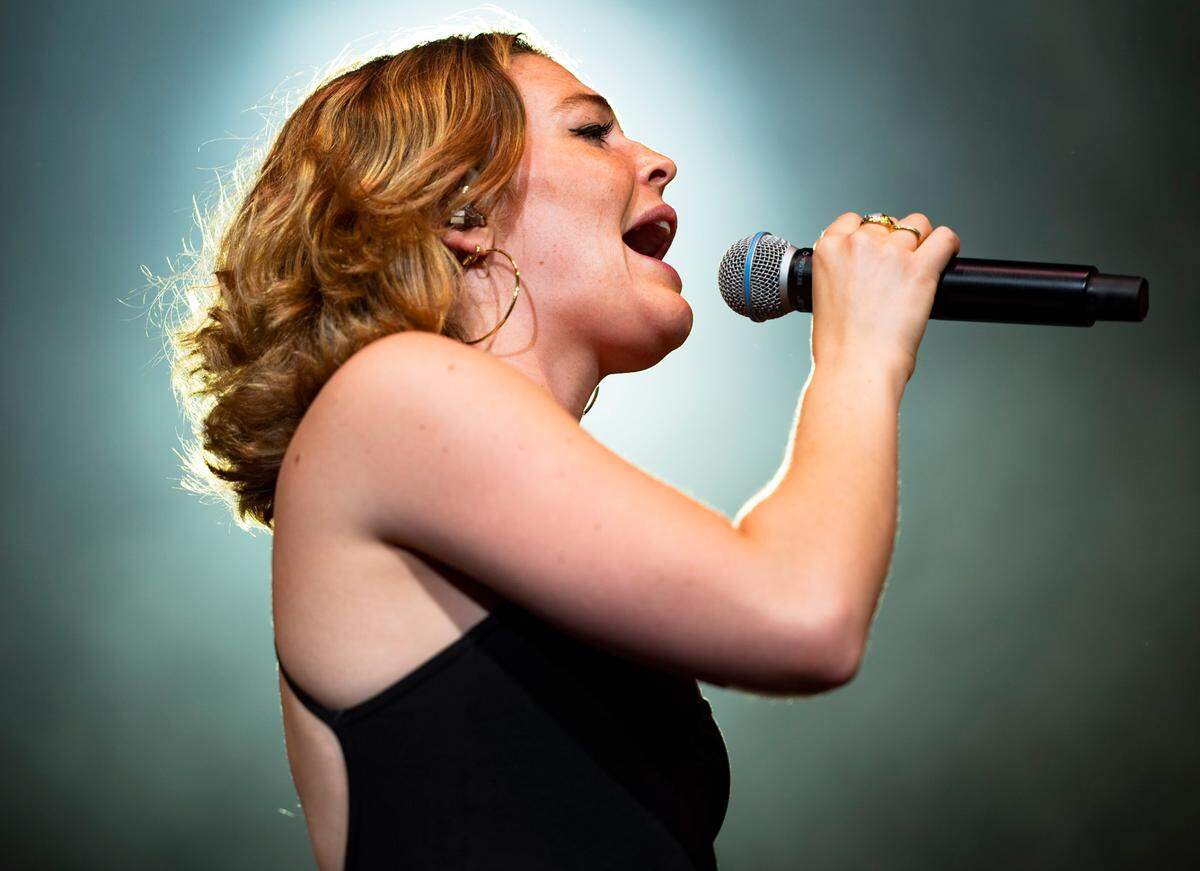 Maggie Rogers captivates the crowd with her voice during her “Don’t Forget Me Tour” at Coastal Credit Union Music Park on Wednesday, June 19, 2024.
