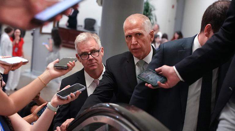 Sen. Thom Tillis wins Federal Reserve battle with DOJ, now backs Warsh nomination