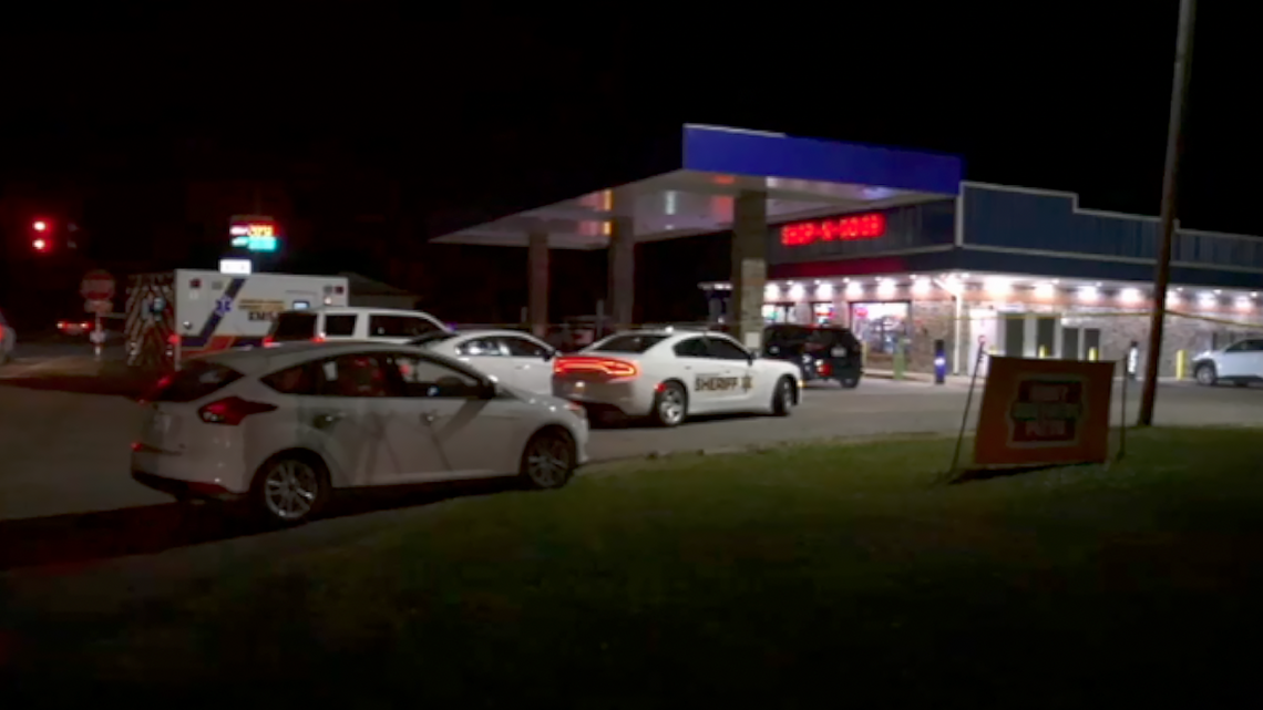 1 person shot, killed at Zebulon convenience store