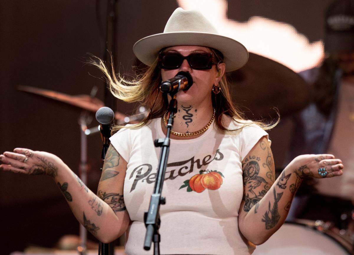 Elle King opens for Dierks Bentley at Raleigh’s Coastal Credit Union Music Park at Walnut Creek, Friday night, June 16, 2023.