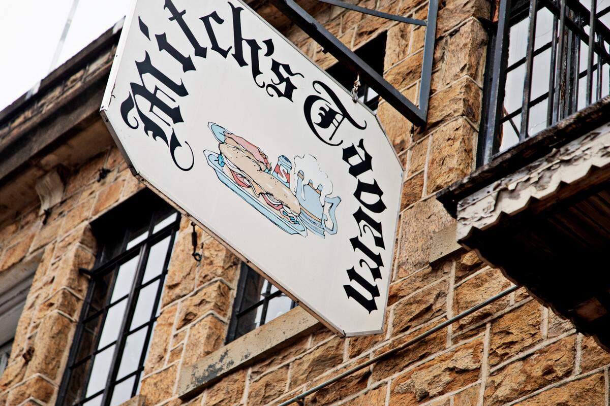Mitch’s Tavern, a local favorite on Hillsborough St. in Raleigh, looks to reopen soon under new management.