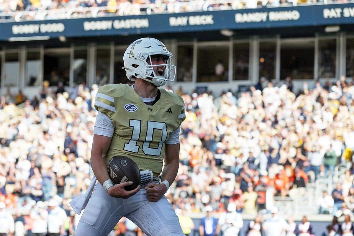 Haynes King (10) of the Georgia Tech Yellow Jackets reacts after scoring a touchdown against the Syracuse Orange at Bobby Dodd Stadium on Oct. 25, 2025 in Atlanta, Georgia.