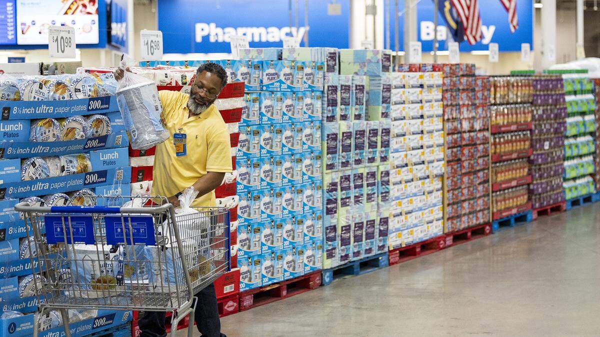 A popular warehouse club is expanding hours for some shoppers. 