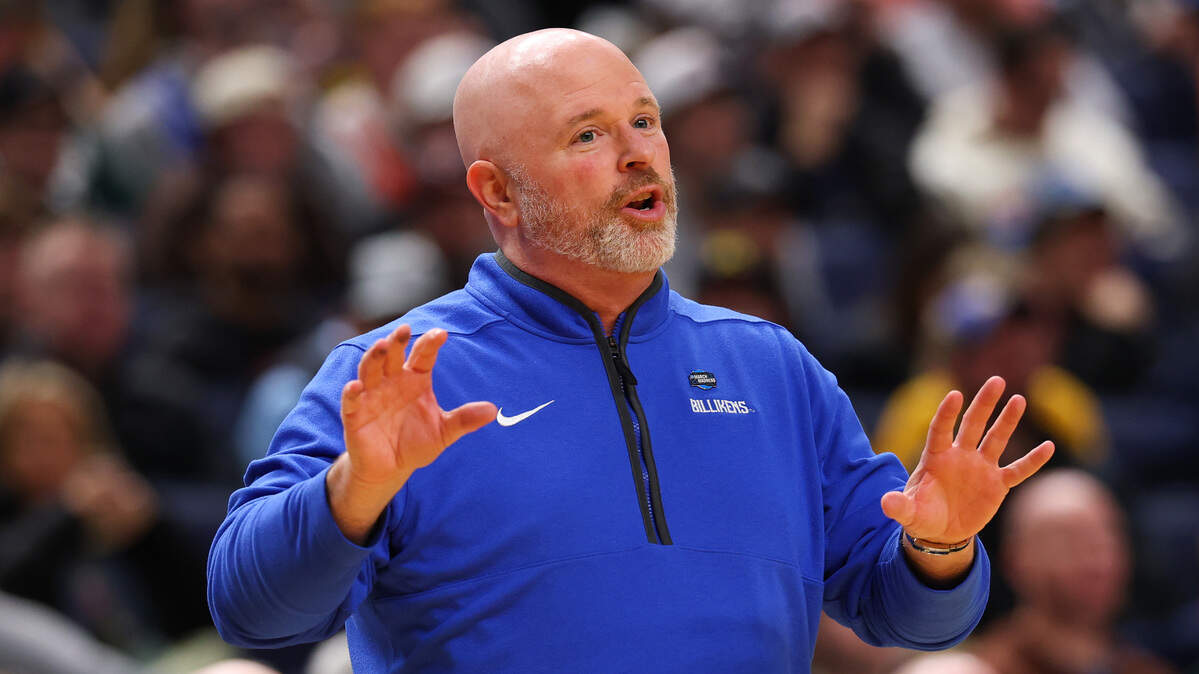 SLU's Josh Schertz withdraws from NC State coaching search