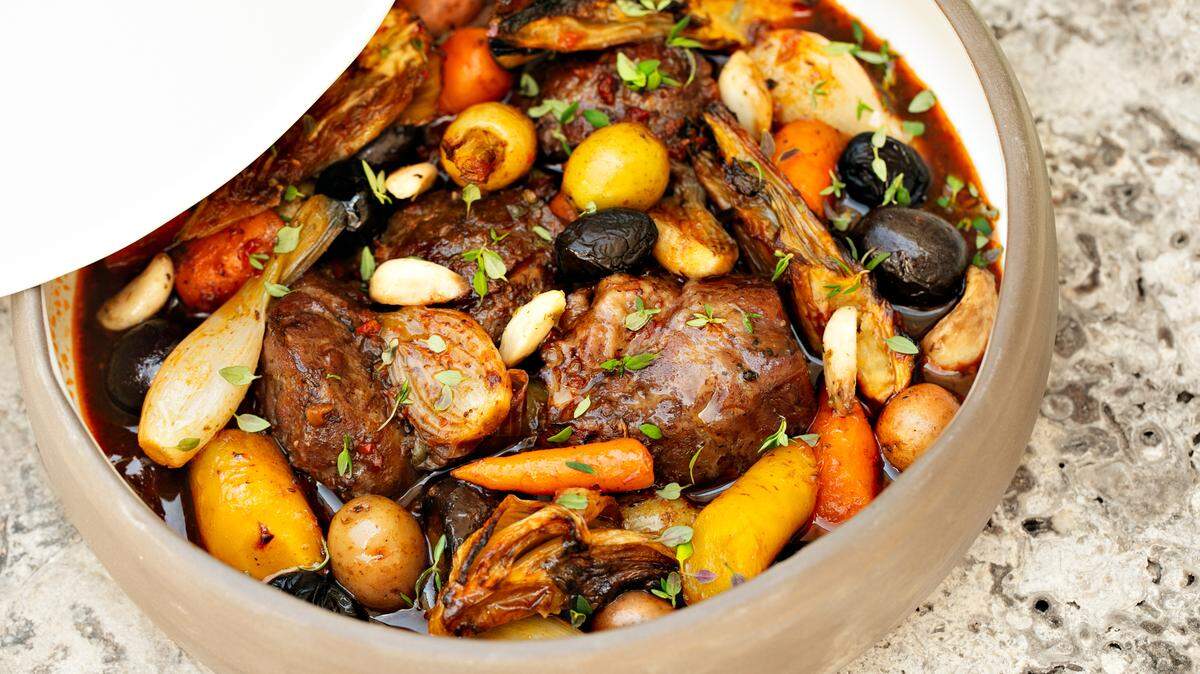 On the menu of Scott Crawford’s latest restaurant Brodeto, you’ll find the braised lamb dish peka, cooked in a domed clay pot by the fire.