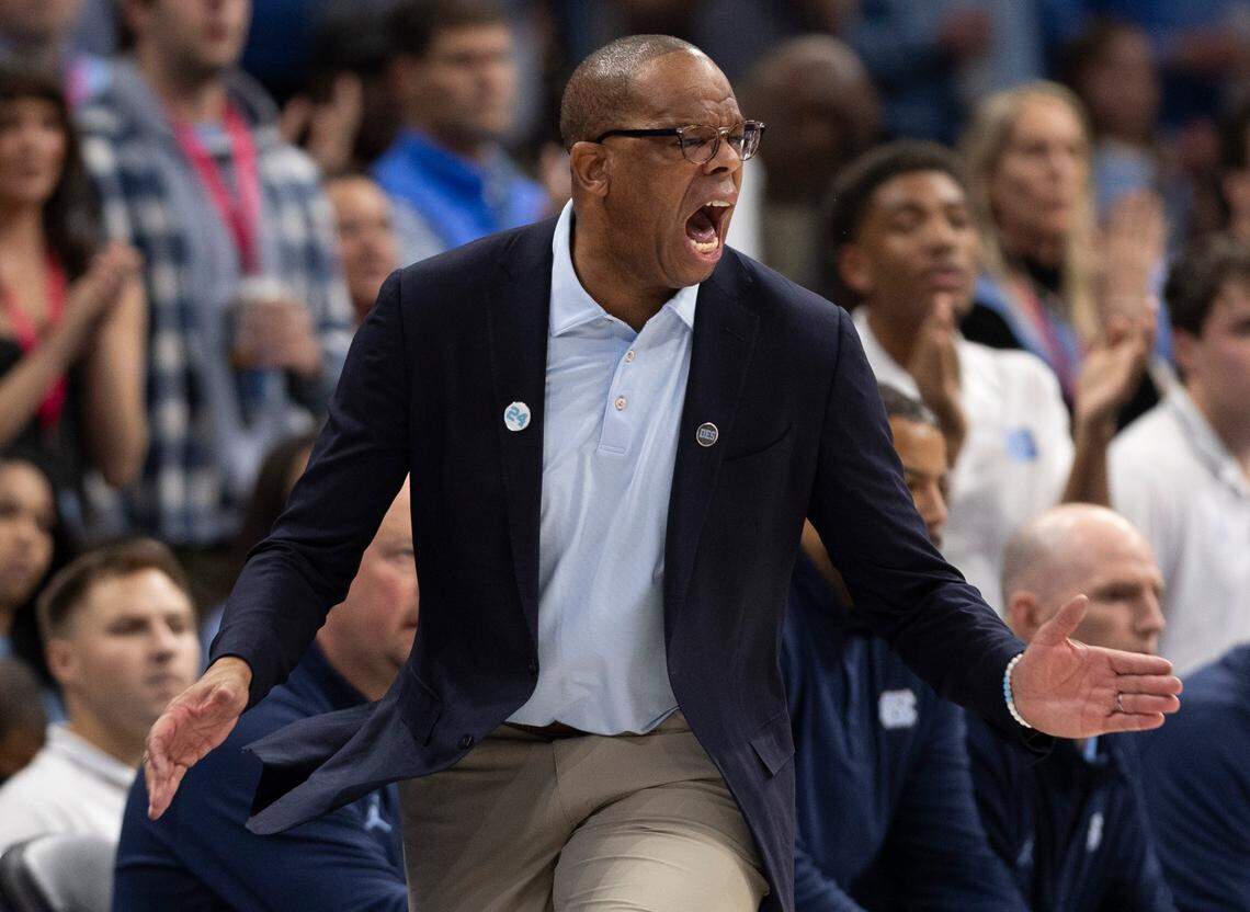 North Carolina coach Hubert Davis directs his team on defense in the first half against Oklahoma on Wednesday, December 20, 2023 at the Spectrum Center in Charlotte, N.C.