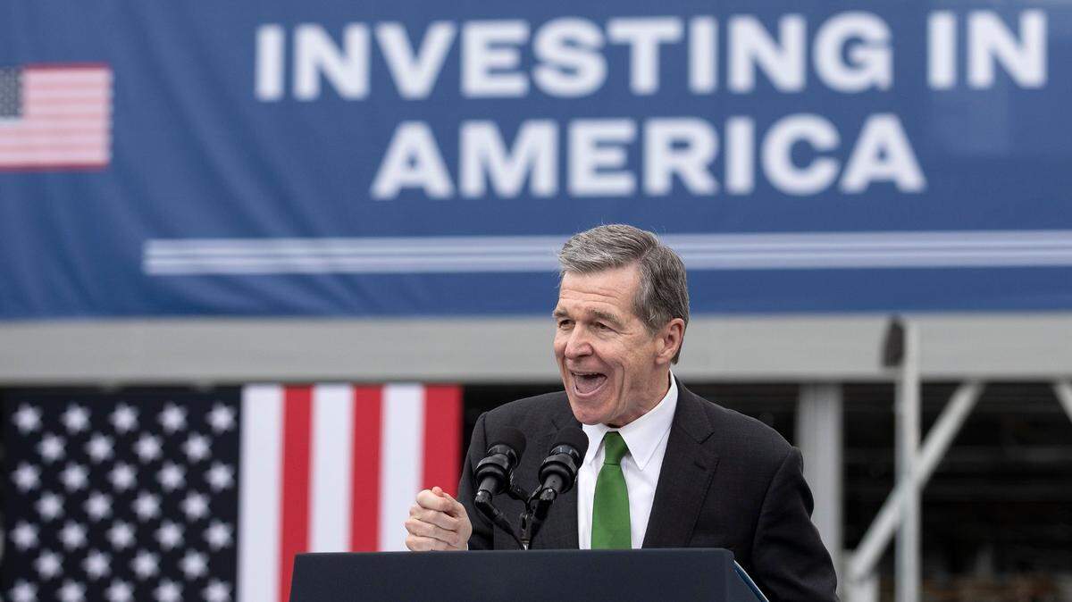 Gov. Roy Cooper speaks at Wolfspeed in Durham, N.C. on March 28, 2023 as part of President Joe Biden’s Investing in America Tour. In Siler City, Wolfspeed is investing $5 billion and creating 1,800 jobs as part of a clean energy initiative.