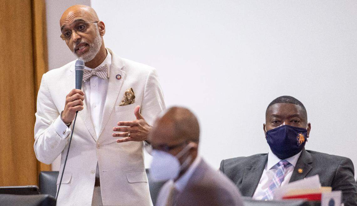 Rep. James Gailliard of Nash County debates on the the N.C. House floor on Wednesday, Sept. 1, 2021 as Rep. Raymond Smith of Wayne County looks on. Both could be at risk of losing their seats due to North Carolina’s new 2021 political maps, which are the subject of a gerrymandering lawsuit.