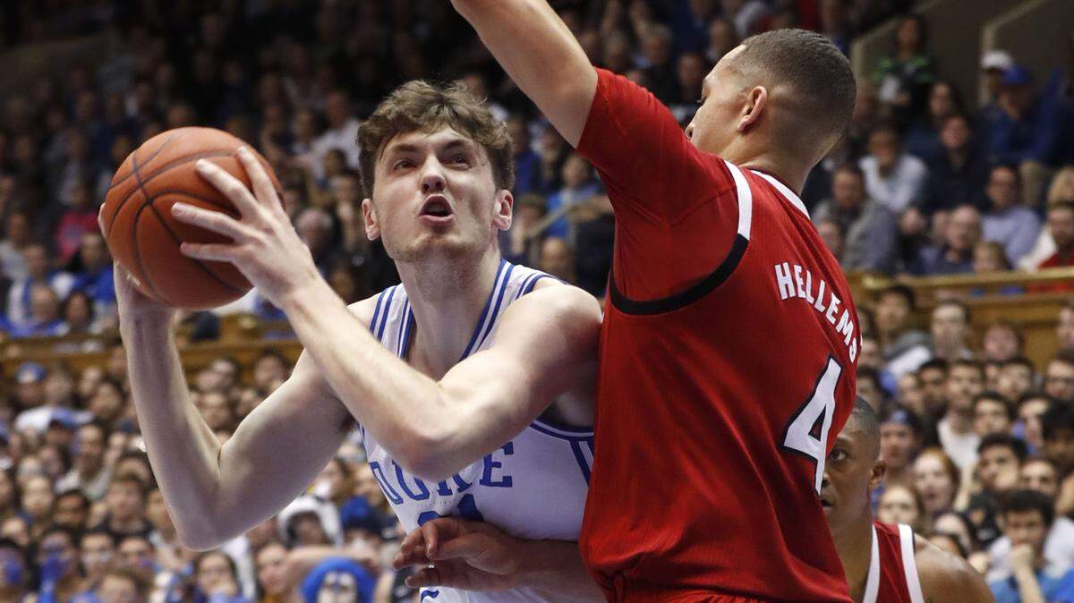 Ultimate guide to the Duke Blue Devils’ basketball season. Everything you’d want to know.