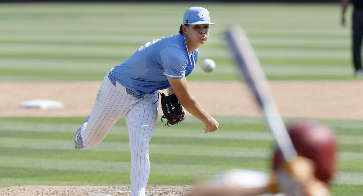 North Carolina's Jason DeCaro (29) pitches during UNC’s 4-0 victory over USC in the second game of the Chapel Hill Super Regional at Boshamer Stadium in Chapel Hill, N.C., Saturday, June 6, 2026.