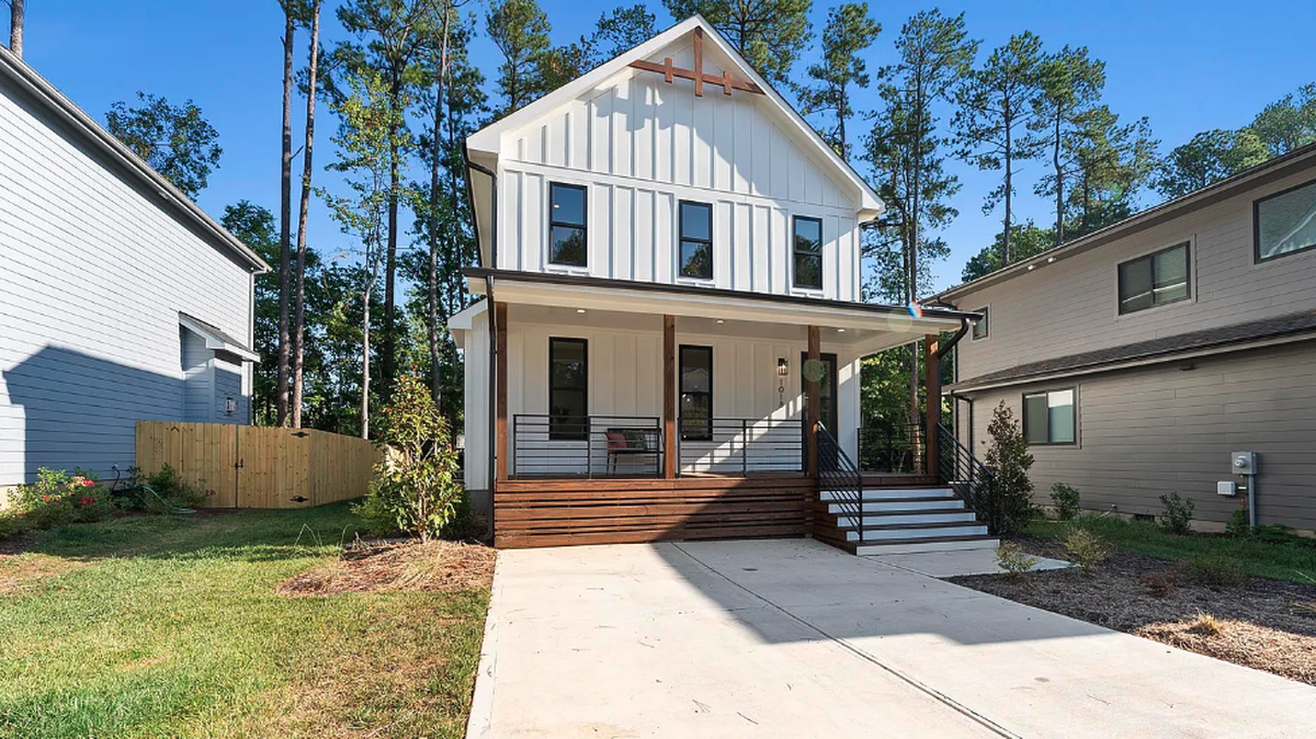 1018 Nassau St., Durham. It’s one of the houses that Groundly listed as part of a ground-lease concept. After multiple price changes, the house was relisted, with no ground lease, for $525,000 in May. As of June 29, it remains sitting on the market.